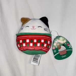 Squishmallow Cam in Holiday sweater 5” NWT